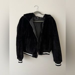 Women’s fur crop coat (black)